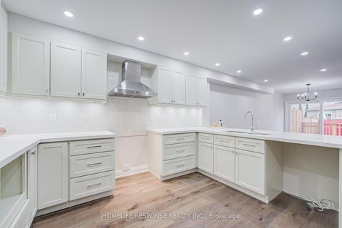 Photo 8 at 49 Kale Crescent, Maple, Vaughan