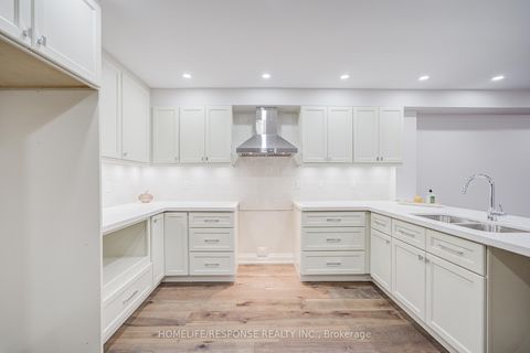 Photo 10 at 49 Kale Crescent, Maple, Vaughan