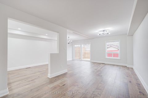 Photo 14 at 49 Kale Crescent, Maple, Vaughan