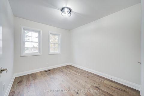 Photo 26 at 49 Kale Crescent, Maple, Vaughan