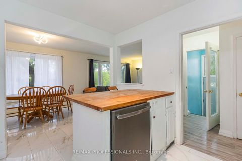 Photo 8 at 21 Caulfield Road, Old Rexdale, Toronto