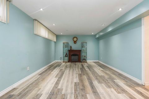 Photo 15 at 21 Caulfield Road, Old Rexdale, Toronto