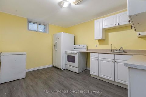 Photo 17 at 21 Caulfield Road, Old Rexdale, Toronto