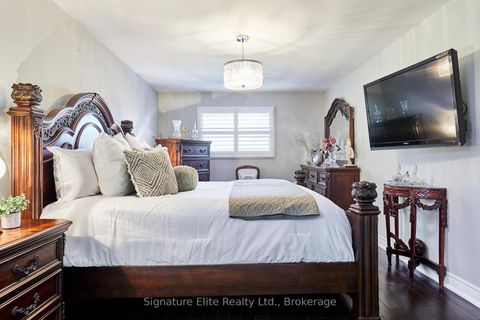 Photo 13 at 593A Scarlett Road, Humber Heights, Toronto