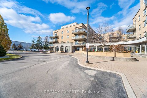 Photo 1 at 414 - 2506 RUTHERFORD Road, Maple, Vaughan