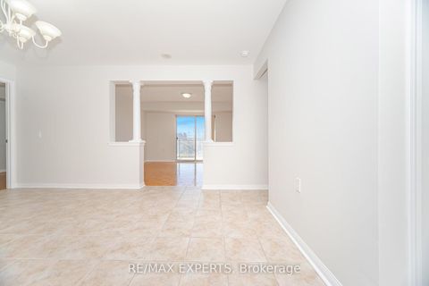 Photo 8 at 414 - 2506 RUTHERFORD Road, Maple, Vaughan