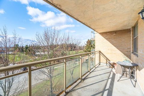 Photo 30 at 414 - 2506 RUTHERFORD Road, Maple, Vaughan