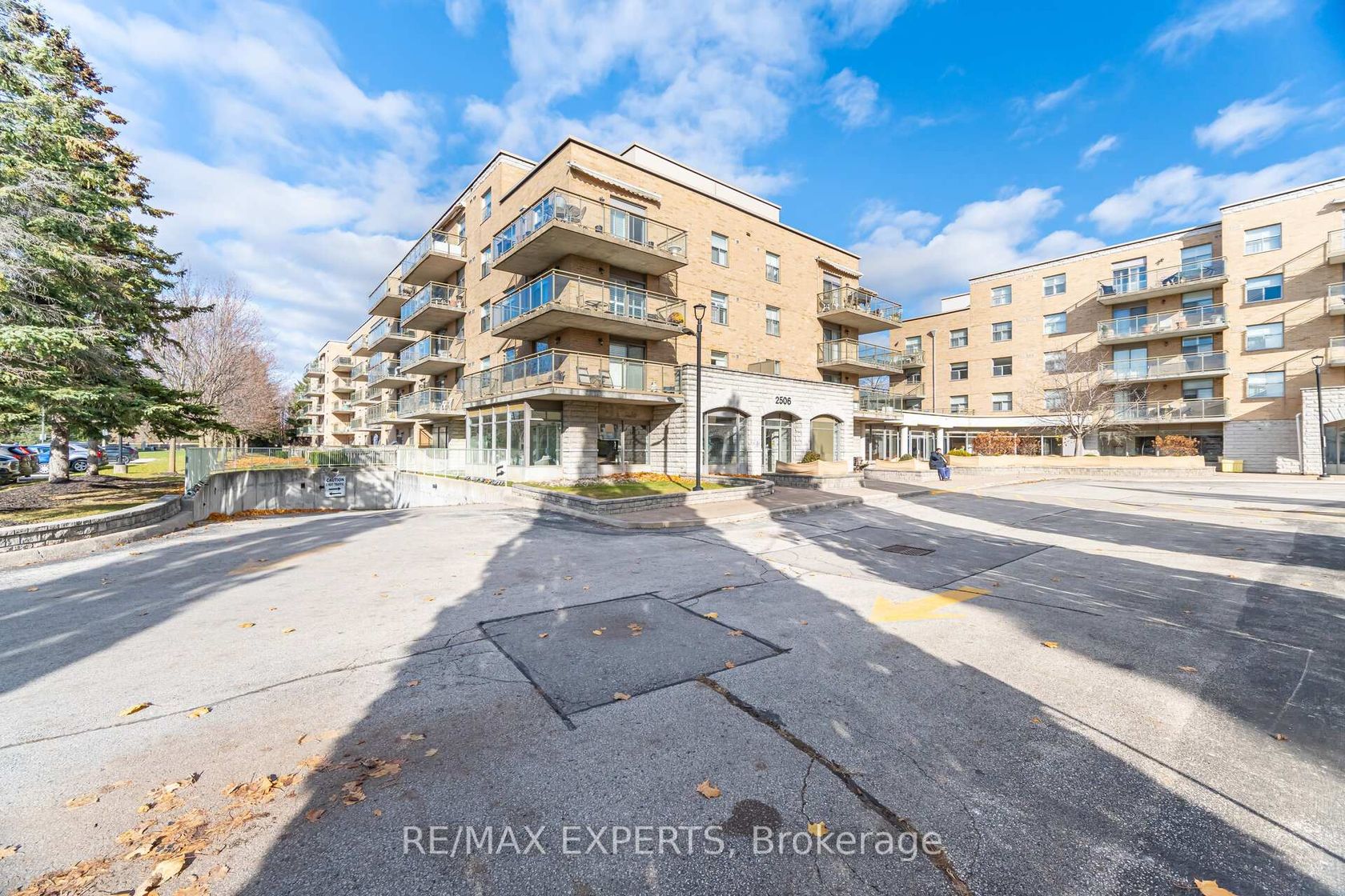 414 - 2506 RUTHERFORD Road, Maple, Vaughan 