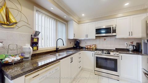 Photo 10 at 450 John Deisman Boulevard, Vellore Village, Vaughan