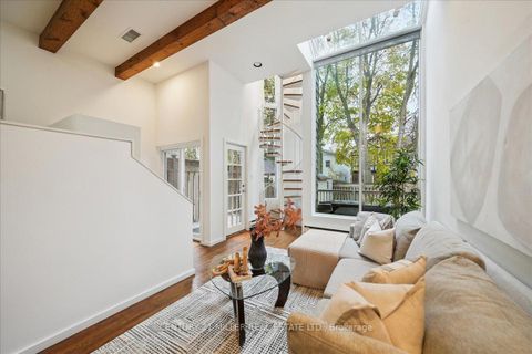 Photo 13 at 94 Castlewood Road, Lawrence Park South, Toronto