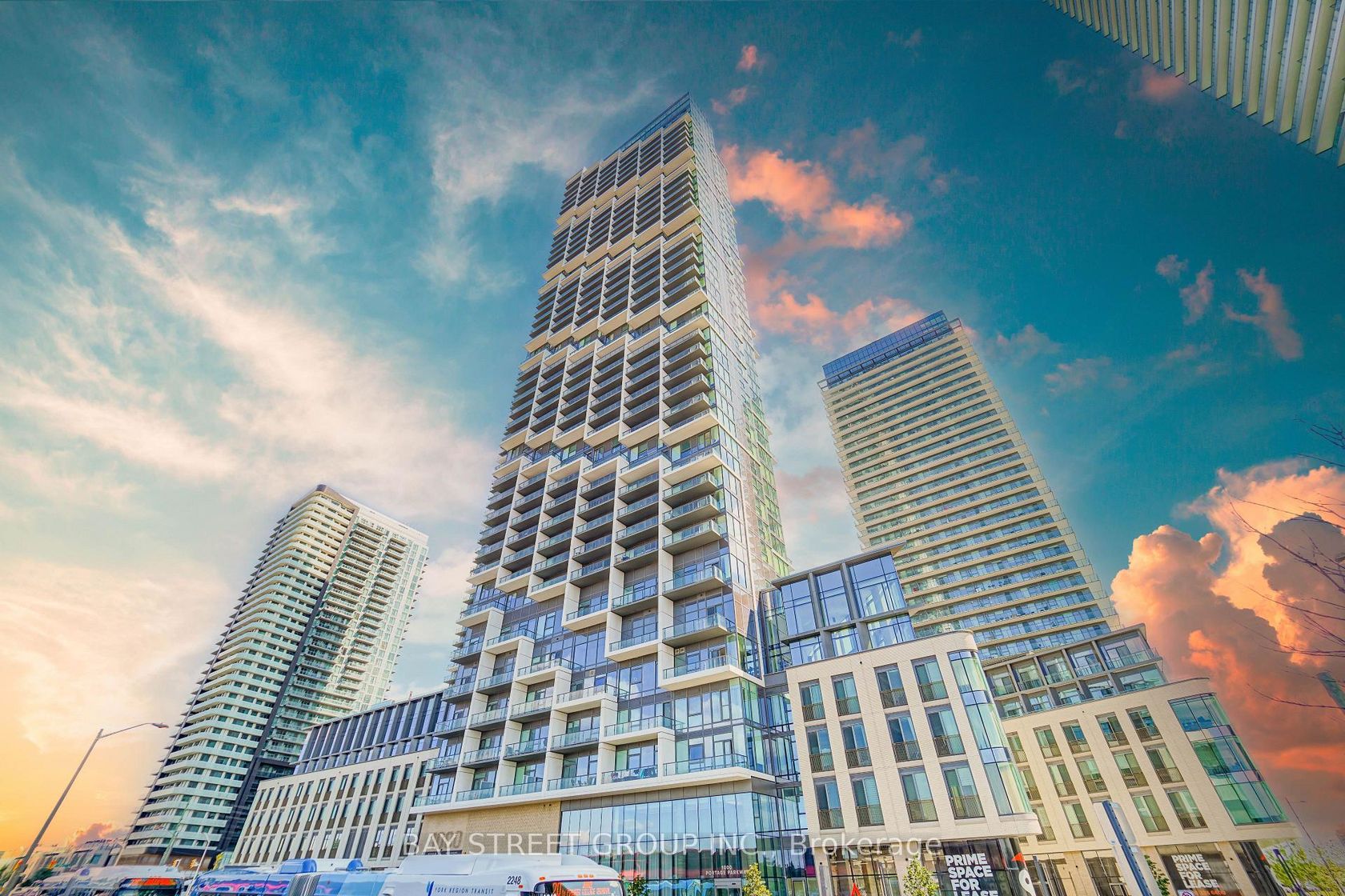 4512 - 1000 Portage Parkway, Vaughan Corporate Centre, Vaughan 