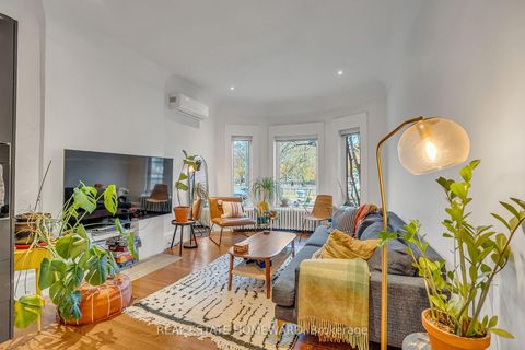 Photo 4 at 272 Keele Street, Junction Area, Toronto