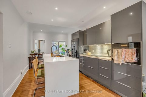 Photo 6 at 272 Keele Street, Junction Area, Toronto