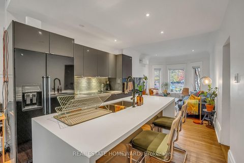 Photo 7 at 272 Keele Street, Junction Area, Toronto