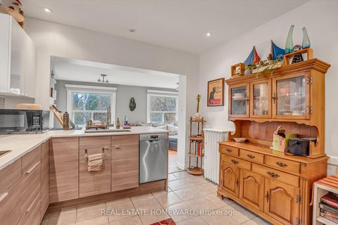 Photo 18 at 272 Keele Street, Junction Area, Toronto