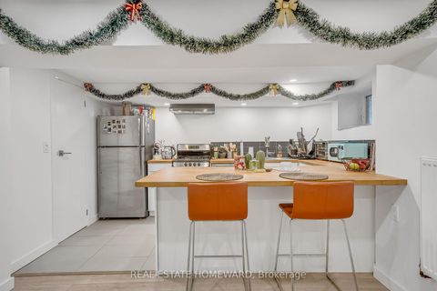 Photo 39 at 272 Keele Street, Junction Area, Toronto