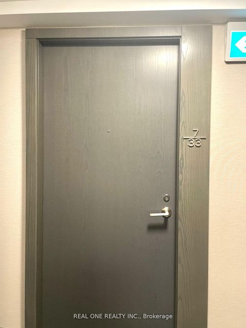 Photo 4 at 733 - 5 Mabelle Avenue, City Centre West, Toronto