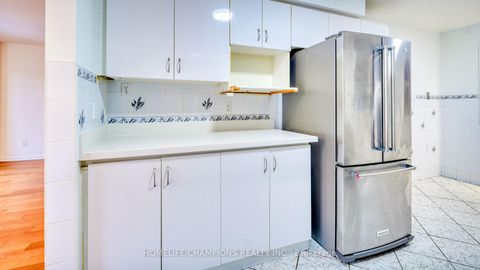 Photo 13 at 9 Seagrave Crescent, Steeles, Toronto