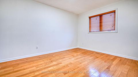 Photo 24 at 9 Seagrave Crescent, Steeles, Toronto