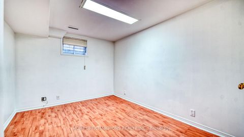 Photo 35 at 9 Seagrave Crescent, Steeles, Toronto