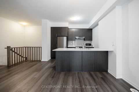 Photo 9 at 44 - 15 William Jackson Way, New Toronto, Toronto