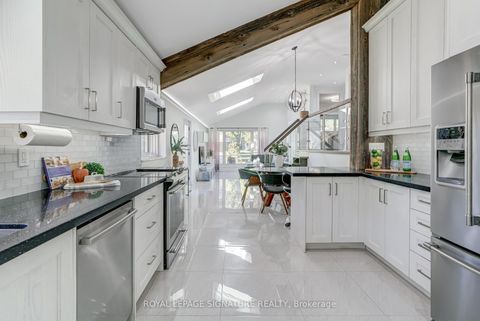 Photo 6 at 57 Munson Crescent, Bendale, Toronto