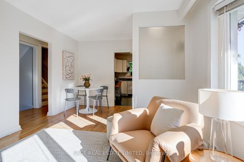 Photo 5 at 48 Shropshire Drive, Dorset Park, Toronto