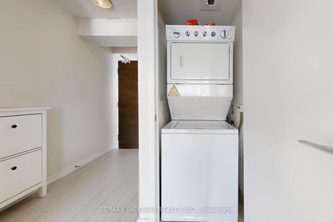 Photo 22 at 2306 - 21 Iceboat Terrace, Waterfront Communities C1, Toronto