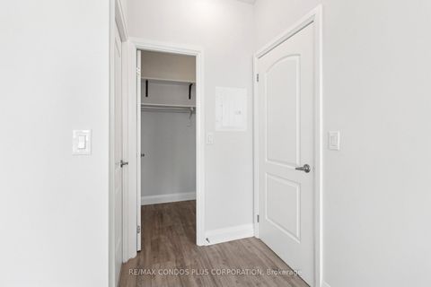 Photo 8 at 1108 - 20 North Park Road, Beverley Glen, Vaughan