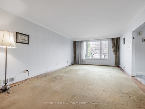 Photo 6 at 67 Viewmount Avenue, Lawrence, Toronto