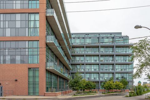 Photo 2 at 223 - 5 Hanna Avenue, Niagara, Toronto