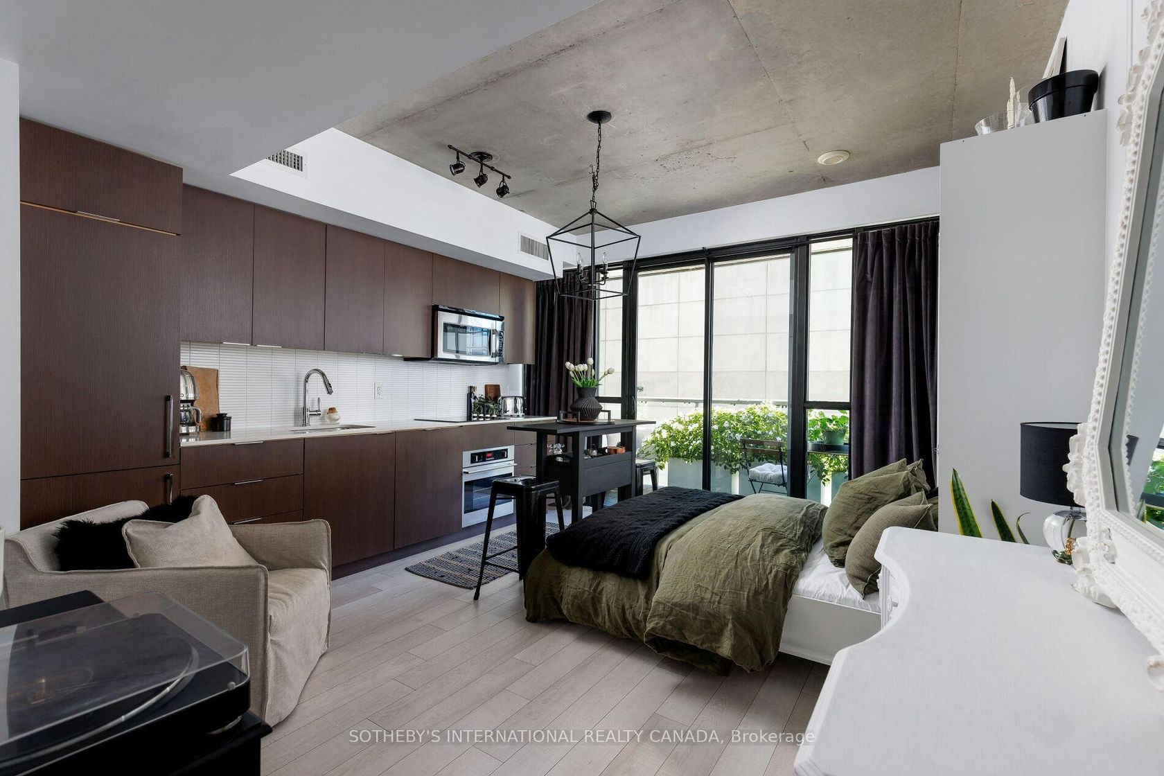 223 - 5 Hanna Avenue, Niagara, Toronto 