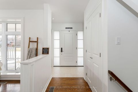 Photo 4 at 2088 Saxon Road, WO West, Oakville