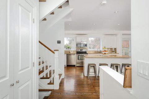 Photo 7 at 2088 Saxon Road, WO West, Oakville