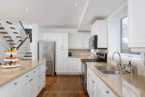 Photo 11 at 2088 Saxon Road, WO West, Oakville