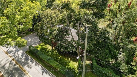 Photo 5 at 288 Trafalgar Road, OO Old Oakville, Oakville