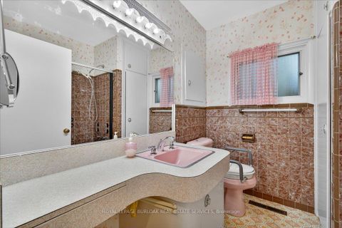 Photo 22 at 288 Trafalgar Road, OO Old Oakville, Oakville