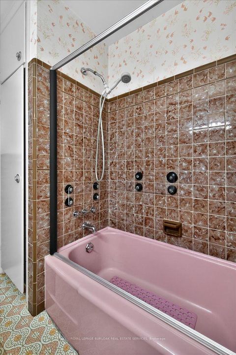 Photo 23 at 288 Trafalgar Road, OO Old Oakville, Oakville