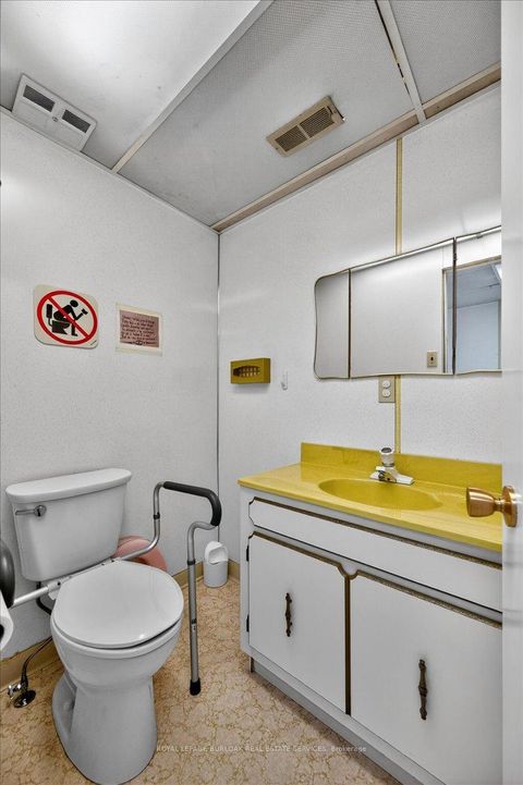 Photo 30 at 288 Trafalgar Road, OO Old Oakville, Oakville