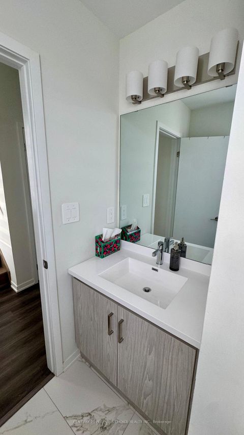 Photo 7 at 59 Mable Smith Way, Vaughan Corporate Centre, Vaughan