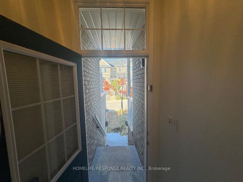 Photo 5 at 50 - 712 Warden Avenue, Birchmount, Toronto