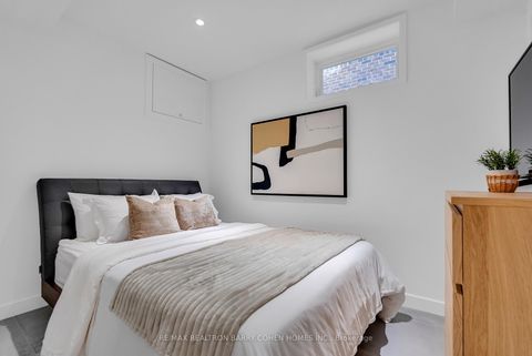 Photo 34 at 18 Astley Avenue, Moore Park, Toronto