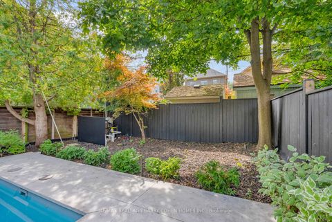 Photo 40 at 18 Astley Avenue, Moore Park, Toronto