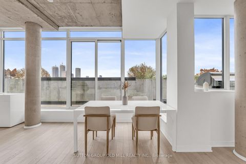 Photo 6 at 601 - 130 Rusholme Road, Dufferin Grove, Toronto