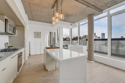 Photo 9 at 601 - 130 Rusholme Road, Dufferin Grove, Toronto