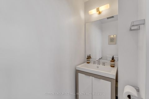 Photo 19 at 601 - 130 Rusholme Road, Dufferin Grove, Toronto