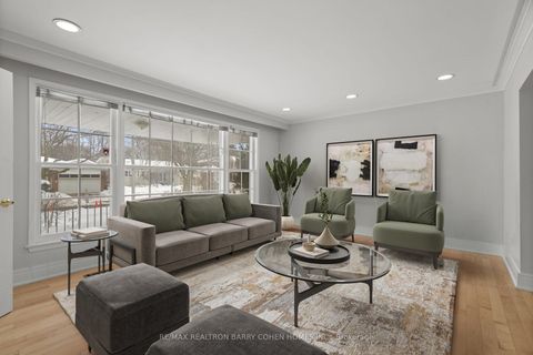 Photo 3 at 371 Woodsworth Road, Windfields, Toronto