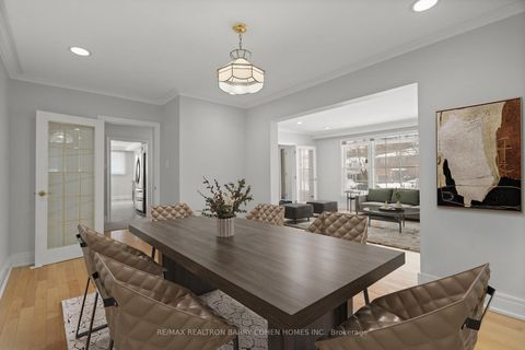 Photo 4 at 371 Woodsworth Road, Windfields, Toronto