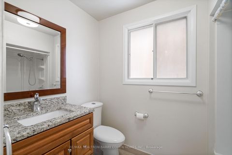 Photo 10 at 371 Woodsworth Road, Windfields, Toronto