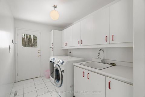 Photo 12 at 371 Woodsworth Road, Windfields, Toronto